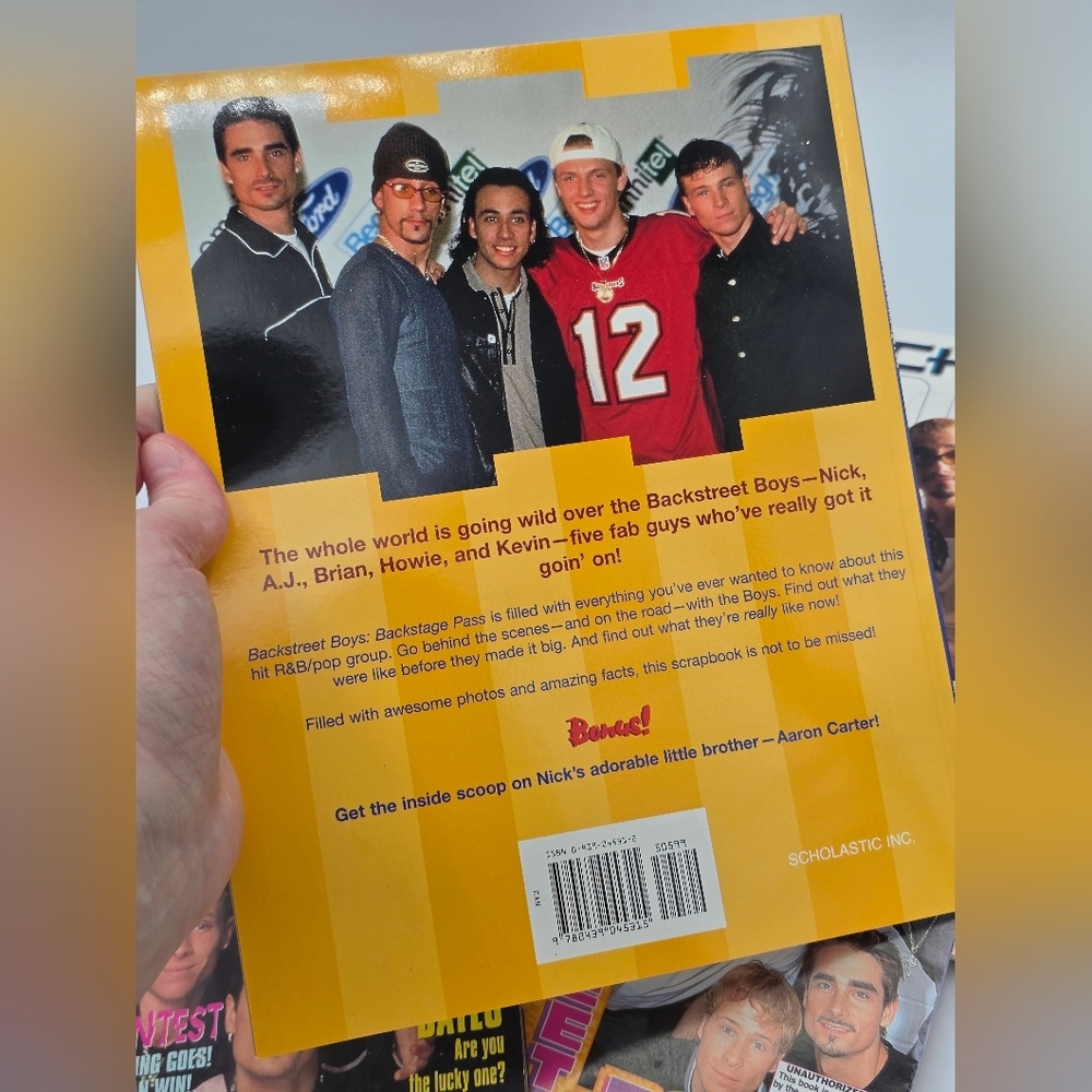Vintage Backstreet Boys Memorabilia Books & Necklace Bundle - Picture 11 of 15